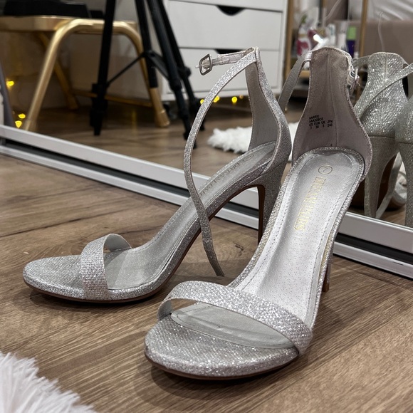 Silver Open Toe Ankle Strap Dressy Sexy Stiletto Heels in size 7 U.S. - Picture 8 of 12